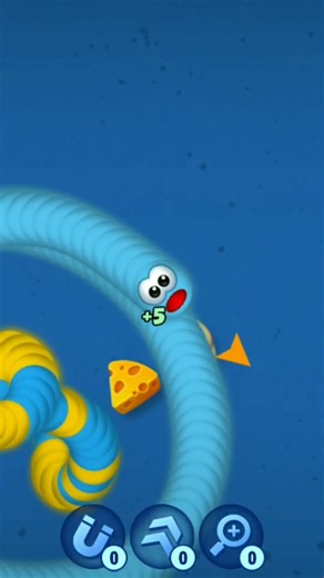 cosplayer most big snak game 🎯