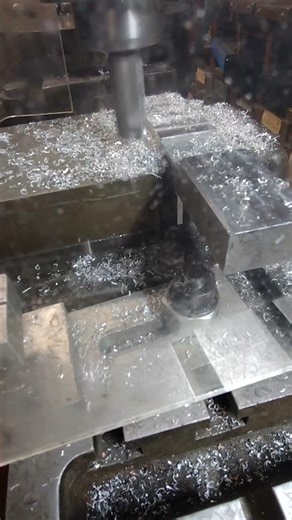Milling aluminum
