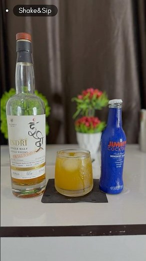 Whisky sour cocktails 🍸