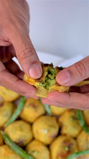 Viraj Naik on Instagram: "Learn how to make perfect Batata Vada at home with a special masala in just a few steps! Ideal for snacks, evening chai and especially when you are craving street style Vada Pav 😋🔥 ( Batata Vada Recipe, Mumbai Street Food, Crispy Vada, Easy Snack Recipe, Evening Snacks ) #BatataVada #VadaRecipe #MumbaiStreetFood"