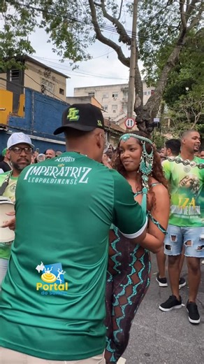 Portal do Samba on Instagram: "@iza no primeiro ensaio de rua da @imperatrizleopoldinenseoficial"