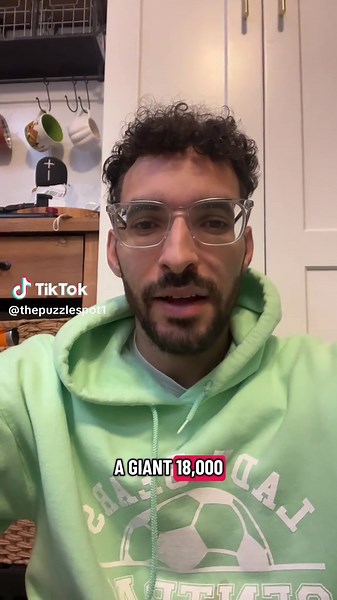 Puzzle update!! 🧩 We’re working on section A of the 18,000 piece Tropical Impressions Puzzle#puzzle #puzzletok #thepuzzlespot #18000piecepuzzle #satisfying