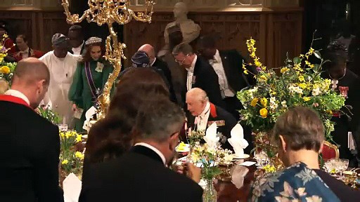 King's pidgin has Nigerian president in stitches at banquet