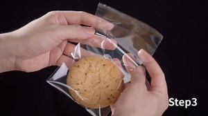 Yeaban 4"x6" Clear Self-Sealing Cellophane Bags, Resealable Treat Bags for Candy Snack Cookies Baked Food and Party Favors, 200-Count