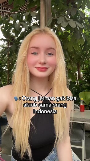 Bule Barbie Jerman Cantik: Dance Terhot dan Keakraban dengan Orang Indonesia