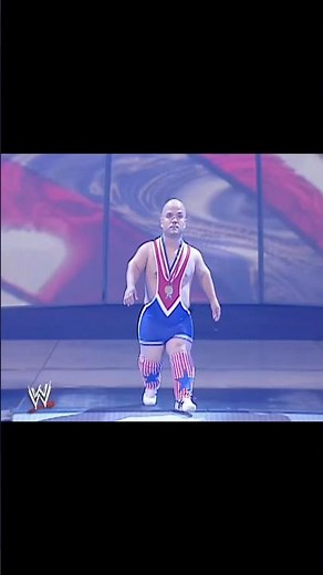 Top 5 FUNNIEST Mini WWE Entrances! 🔥