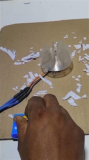 Volume-Controlled Fan Paper Lift #shortvideo #experiment #works #volume #youtubeshorts