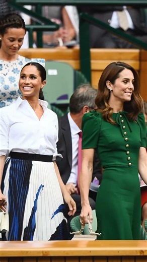 Kate Middleton's Most Controversial Fashion Avoidances #royalstyle #katemiddleton #shorts
