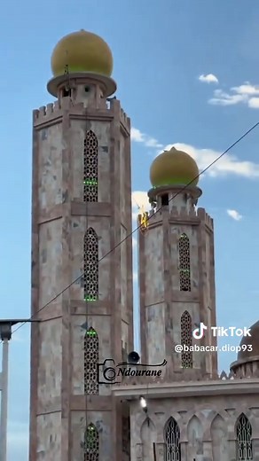 Vidéos de Babacar Diop (@babacar.diop93) avec son original - Babacar Diop