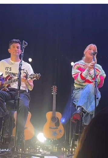 Just as I stoped sr she announced the stars align tour is coming uk!im so excited i hope i can goooo||thank youu lily for going liveeee@Freya Skye HQ @Freya Skye #freyaskye #freya #freyatour#starsaligntour#london rt-@⋆. 𐙚˚࿔ ChaoticLilah 𝜗𝜚˚⋆ @⋆˚࿔ 𝓮𝓿𝓮𝓵𝔂𝓷 𝜗𝜚˚⋆ @ishostrom_idis @fanfic. historias💫 @FRALACHI @freys.edithousex @freyaskyefan💕💫💫 @freyasfam @Sprite02_