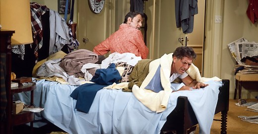 ‘The Odd Couple’: Oscar Madison’s ‘Island of Filth He Called a Bedroom’ Was the Show’s Secret Weapon