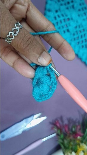 MAKE THIS STITCH ONCE-YOU'LL WANT TO USE IT EVERYWHERE | CROCHET TRIANGLE SHAWL, SCARF, PATTERN