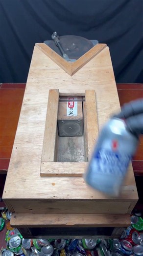 Currently the most surviving link to short videos about aluminum can flattening machines