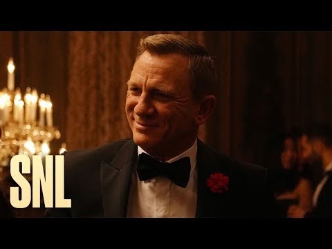 “James Bond on ‘SNL'” — Daniel Craig cracks us up