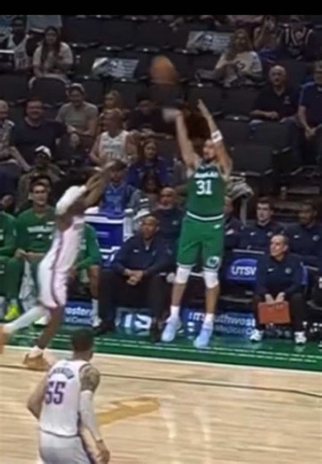 Klay Thompson ‘25-26 elite Megan Thee Stallion big-butt hypnosis(E.M.T.S.B.B.H) stepback bag work #nba #nbaedits