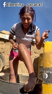 8.9M views · 200K reactions | Tutorial de cómo bañarse correctamente  | Albertina Sacaca | Facebook