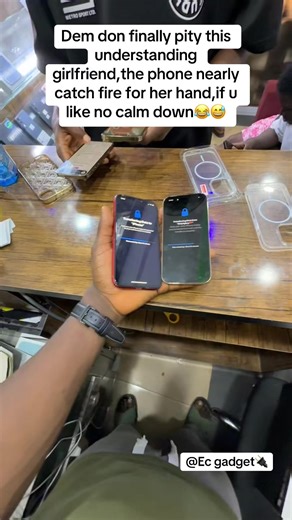 This iPhone 11 go don weep tire😂 #iphone #iphoneswap #fyppppppppppppppppppppppp #phonevendorinenugu #applestore
