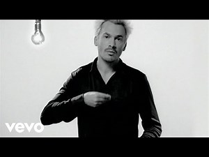 Savoir aimer - Florent Pagny clip à découvrir sur TrackMusik