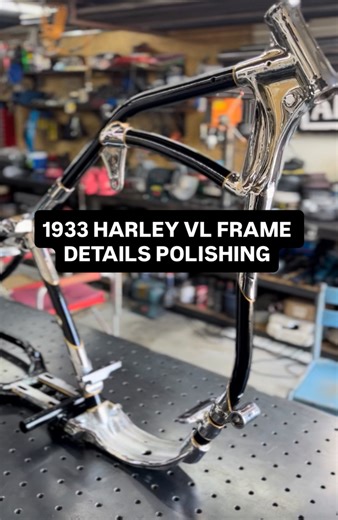1933 Harley VL frame details polishing by @dice.metalpolish before chroming by Fong Fong. Later powdercoat and pinstriping by @zodaco_paint_lab Time comsuming process by all friends that helps along the way. Many thanks to @eldaddy_paintlab @cheapthrillschopper @threaddivision @sixtysick_paintlab ⚡️⚡️⚡️ | Pa'din Musa
