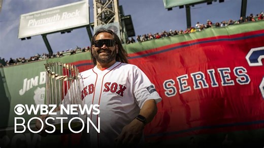Johnny Damon says being inducted into Red Sox Hall of Fame is \"so special\"
