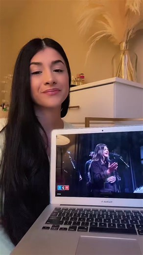 Intimate Performance by Yebba at Tiny Desk