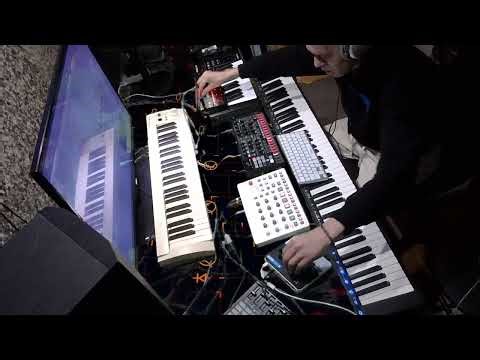 66 B 5 MACHINES SAMULEE #elektronmodelsamples #unosynthprox #volcabass #craftsynth2