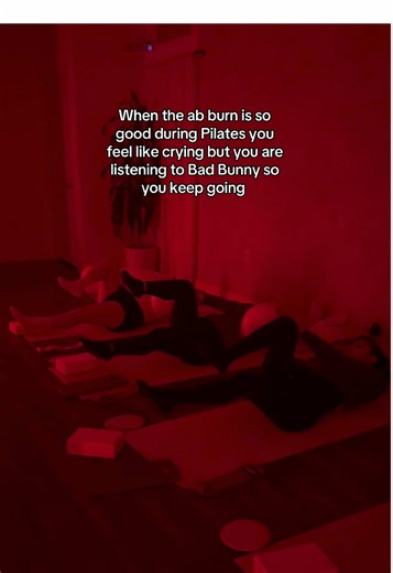 💖Pilates core workouts hurt… but in the best way! Slow and controlled movement is even harder but this is how you get your muscles stronger! #dallas #dallaspilates #oakcliff #badbunny #dallasmatcha