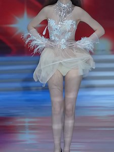 1129#catwalkmodel #beautifulgirl #runway #fashion #models #modelswalk #underwear #runwaymodels #内衣 #走秀 #란제리 #下着ショ #ランジェリーショー #4K #fyp #sexymodels #下着 #Đồ lót gợi cảm