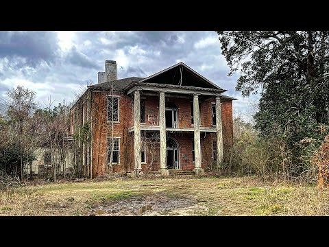 The Incredible Over 200 years old Forgotten Arlington Mansion Deep Down South in Mississippi