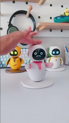 OMG! So cute ... I'm crazy ... 😱 #eilik #robot #energizelab