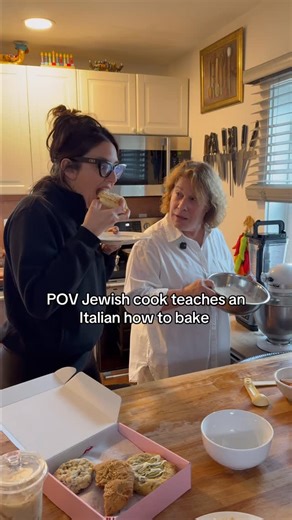 Denise Nicole on Instagram: "Class is in session 🍪 @claudettes_cookies 💸 20% OFF when you spend $100. Perfect for gifting (or hoarding)."