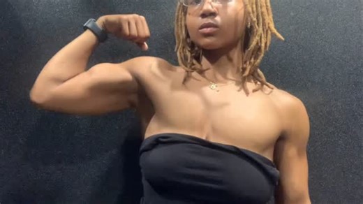 pec princess on Instagram: "double the fun #atl #bodybuilding #womensfitness #weighttraining #fitnessmotivation #accountability #explore #fyp #Fitness #gym #pec #pecs #Gymreels"