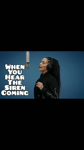 Jorja Smith - Blue Lights Lyrics #SAMA28 #fyp #lyrics #lyricsvideo #colors #singalong #bluelights #music #sirensarecoming #betternotrun @Jorja Smith @COLORS @MusicOnTikTok @JorjaSmithFanAccount @Jorja smith❤️