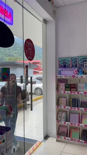 Descubre el mundo de útiles escolares y creatividad