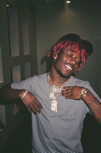 Know I walk with them racks on me|| #liluzivert #viral #fyp #mixtape #rapper