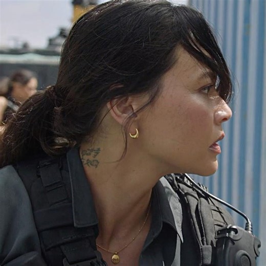 Lucy goes down in front of Tim! | #TheRookie (SPOILERS!)