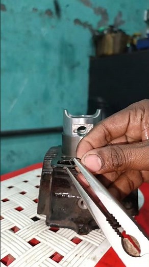 How to install piston clip | piston pin circlip | motorcycle repair tutorial | #piston