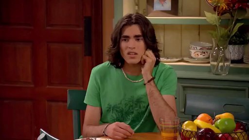 Dog With A Blog - S02 E01 Too Short