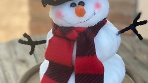 2.1K views · 61 reactions | How to make a fleece snowman | Stephanie’s Design Studio | Facebook