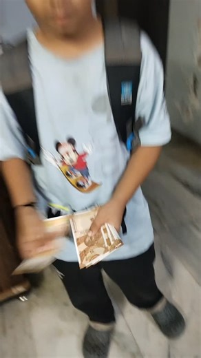 Divyansh Atwani | Video creator on Instagram: "Pesa jaruri h😂😂 #viral #feed #funny #comedy #trend"