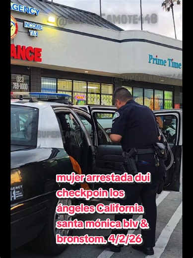 mujer arrestada en un checkpoin de sobriedad los angeles c.a 🍺#tiktoklive #livehighlights #arrest #dui #checkpoint