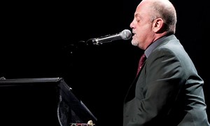 Here's Billy Joel singing 'On Raglan Road' at the Aviva last night