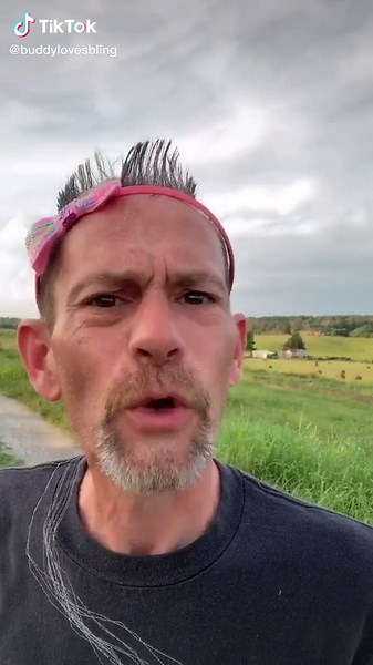 #kids #parents #mom #lol #like #follow #buddylovesbling #😂😂😂 #featureme #boredathome #haha #farmlife #funny #BoostYourMood