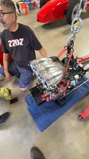Pauly Rivera and Scott Campbell just checking the 14/71 blower before it goes back on the 496 BAE motor #tonythacker #teamredlineoil #mickspaint #CPCarrillo #BradAnderson #scta #arpbolts #simpsonracing | Geoff Stilwell