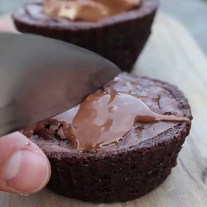 4M views · 7.8K shares | Nutella and Milky Way stuffed brownies! | FOODbible | Facebook