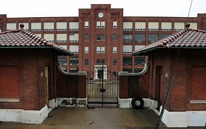 GE plans to dismantle massive East Side complex