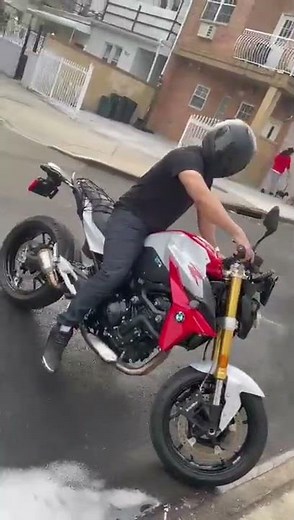Bmw f900r 2021 pipe Austin racing
