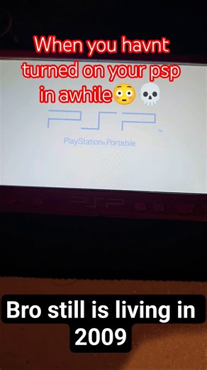 What happens when you open a psp when its loading💥