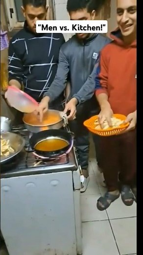 "😱 Epic Kitchen Fails: When Guys Take Cooking to the Next Level (and it Goes HILARIOUSLY WRONG!) 🍳🔥"