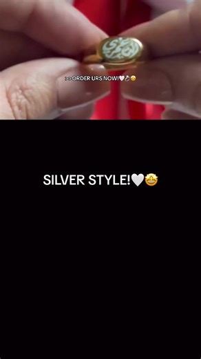 A timeless statement with a personal soul. This elegant gold signet-style ring features a smooth oval face, beautifully finished to showcase custom name engraving or laser detailing. Designed for everyday luxury, it blends classic craftsmanship with modern personalization making it more than just jewelry, but a signature of identity💍🤍 #fypシ゚viral #fyppppppppppppppppppppppp #foryou #accsessories